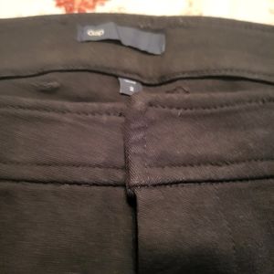 Womens black Gap pants, SZ 2